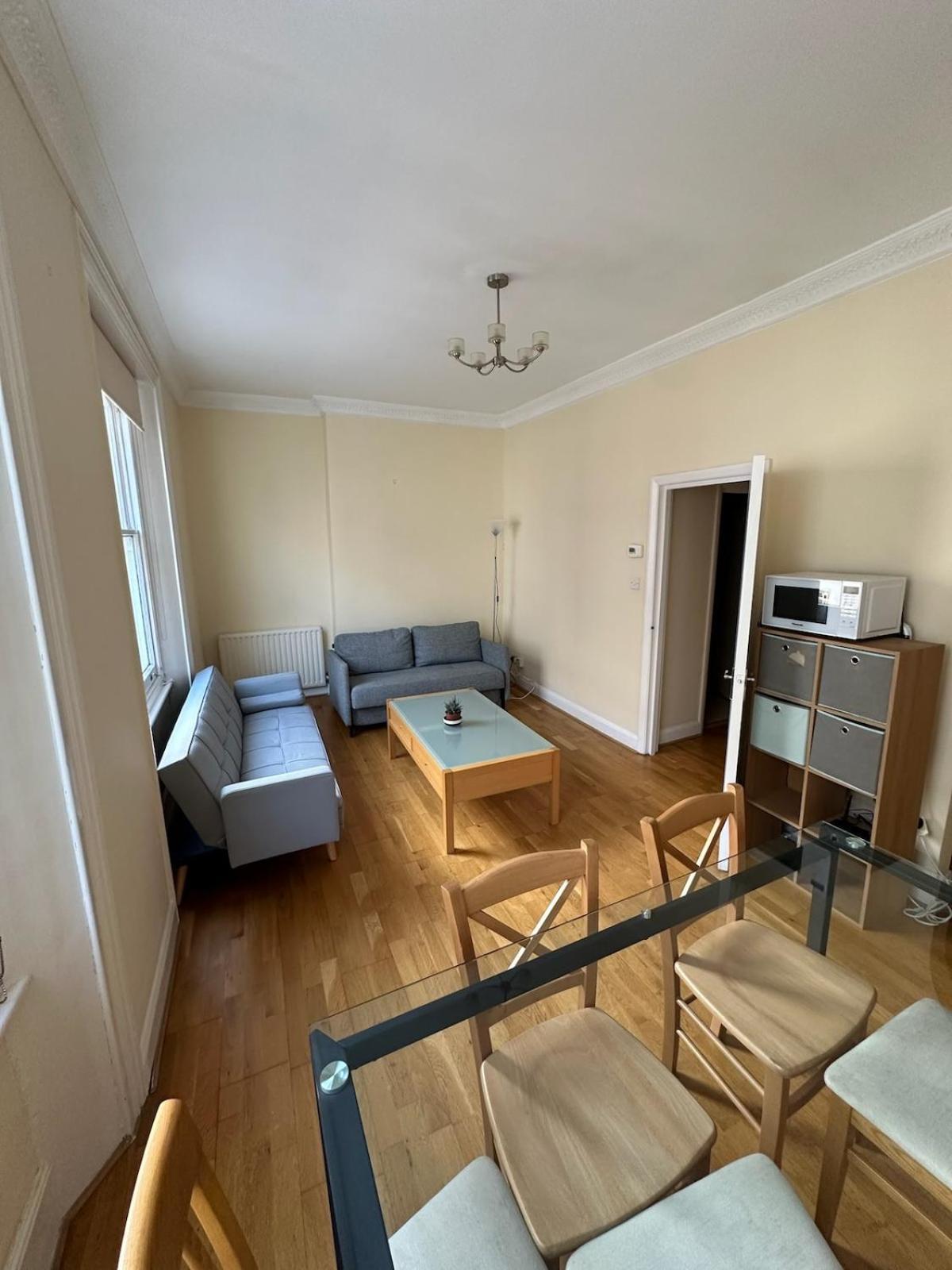 Notting Hill - Welcoming 2-bed Flat Londres